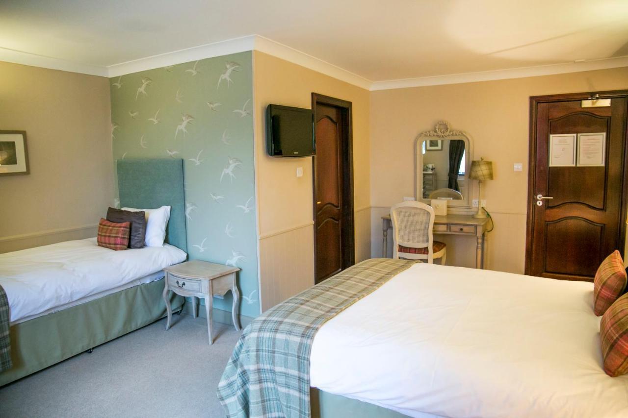 The Red Lion Hawkshaw Hotel Bury  Kültér fotó